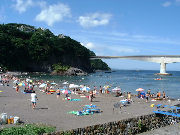 岩海水浴場
